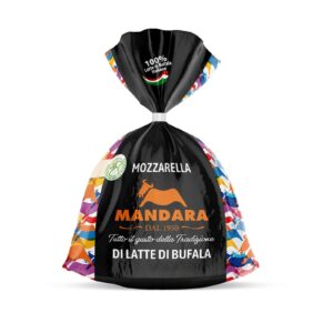Ciuffo_mozzarella_di_latte_di_bufala
