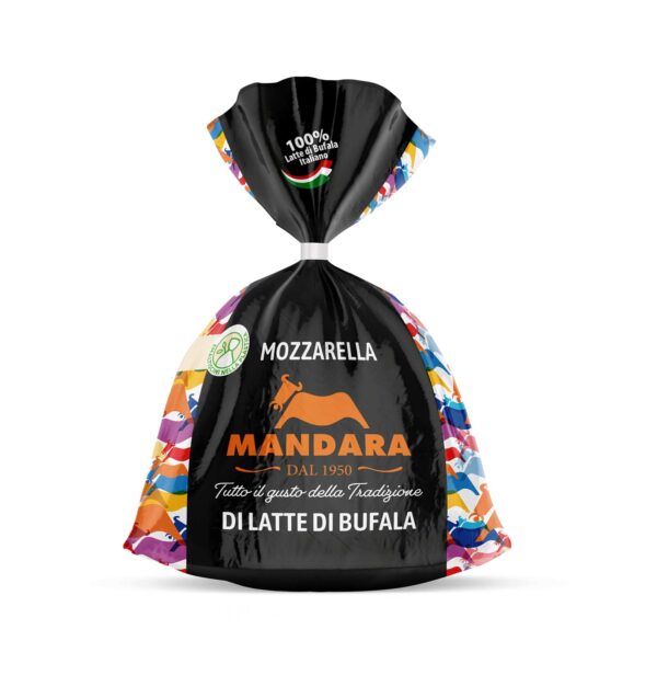 Ciuffo_mozzarella_di_latte_di_bufala